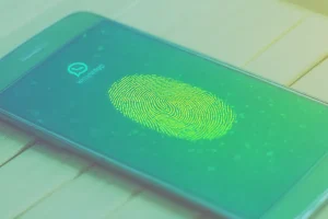 smartphone affichant whatsapp